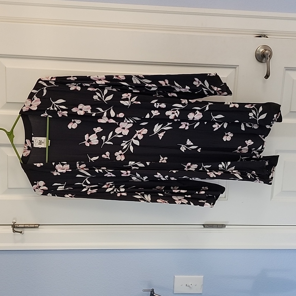 Billabong womens cover up.